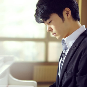 黑鸡巴性交美女
